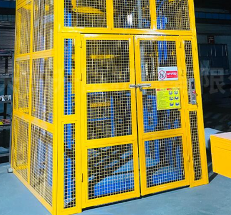 龙里货梯可以安装在室外吗